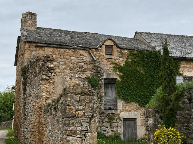 Maison vente à Rodez, Montrozier