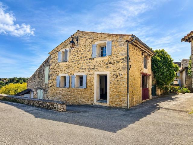 Maison vente à Nyons, Saint-restitut