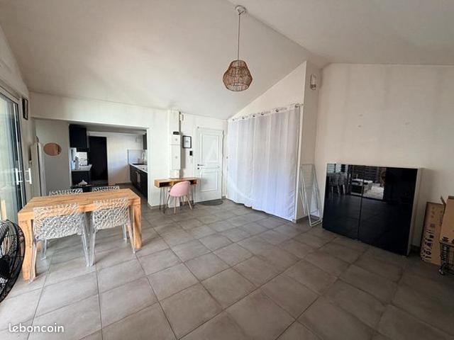 Maison vente à Bordeaux, Saint-médard-en-jalles