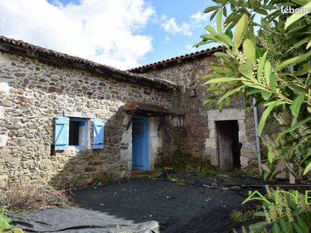 Maison vente à Angoulême, Écuras