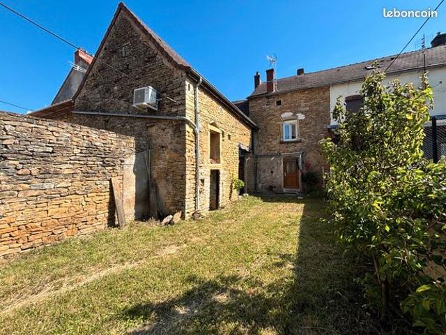 Maison vente à Vierzon, Genouilly
