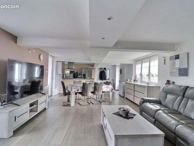 Maison vente à Valenciennes, Lieu-saint-amand