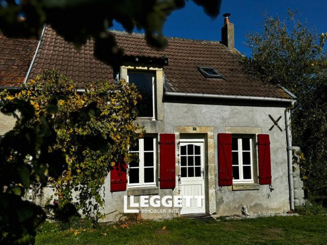 Maison vente à Issoudun, Pruniers