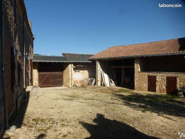 Maison vente à Châtellerault, Moncontour