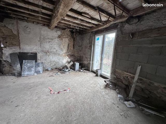 Maison vente à La Monnerie-le-Montel, Puy-de-Dôme