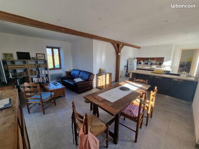 Maison vente à Nontron, Sarlande