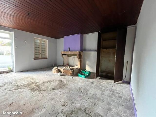 Maison vente à Saint-Amand-Montrond, Ainay-le-vieil