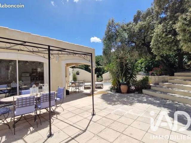 Maison vente à Nîmes, Villeneuve-lès-avignon