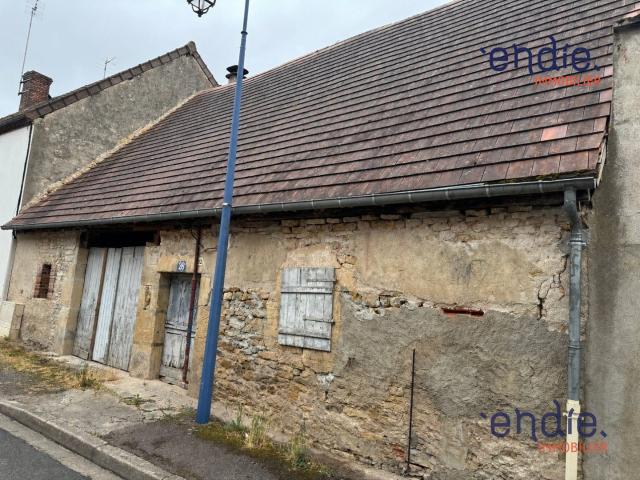 Maison vente à Faubourg de Moulins, Saint-Pierre-le-Moûtier