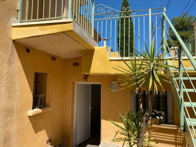 Maison location à Écusson, Nîmes