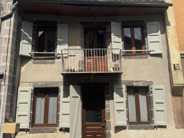 Maison vente à Aurillac, Vic-sur-cère