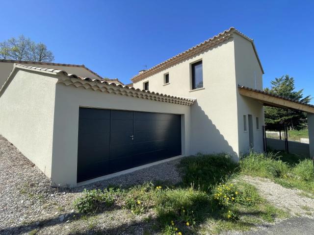 Maison vente à Carpentras, Entrechaux
