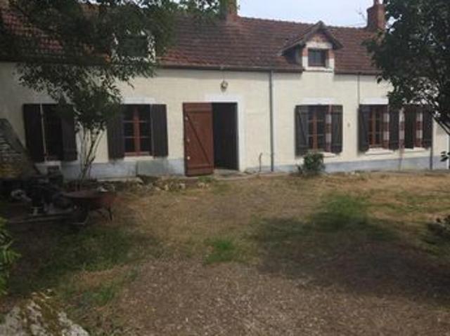 Maison vente à Bourges, Charentonnay