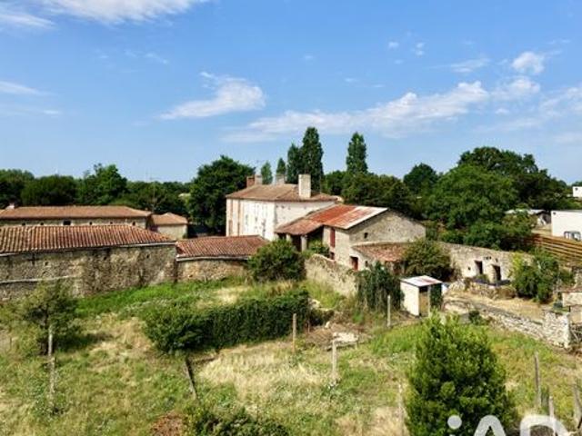 Maison vente à La Roche-sur-Yon, Beaufou