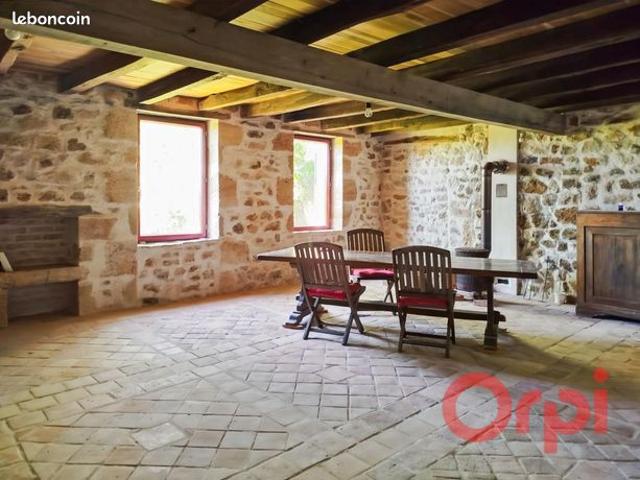 Maison vente à Montluçon, Couleuvre