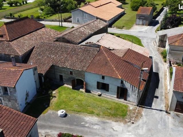 Maison vente à Jonzac, Saint-fort-sur-gironde