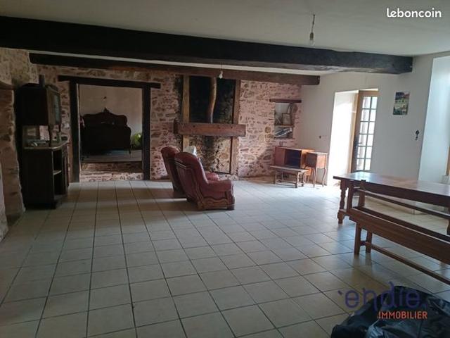 Maison vente à Montluçon, Saint-désiré