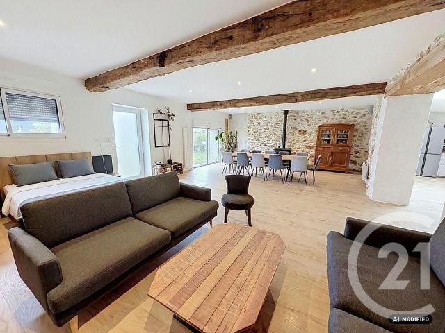 Maison vente à La Rogerie, Teillé