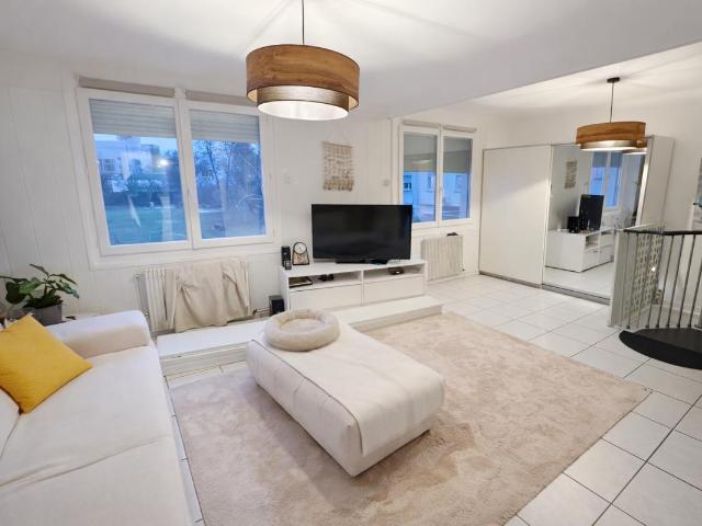 Maison vente à France métropolitaine, Bon-encontre