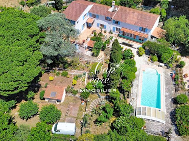 Maison vente à Arrondissement de Toulon, Le Lavandou