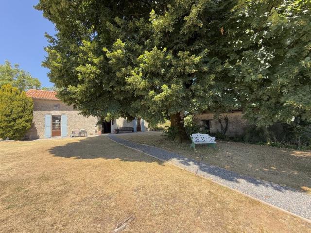 Maison vente à Bellon, La Font