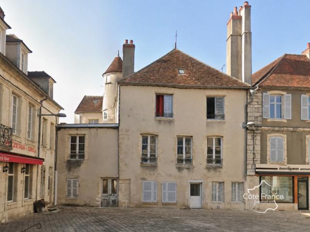 Maison vente à cité de la sablière, Clamecy