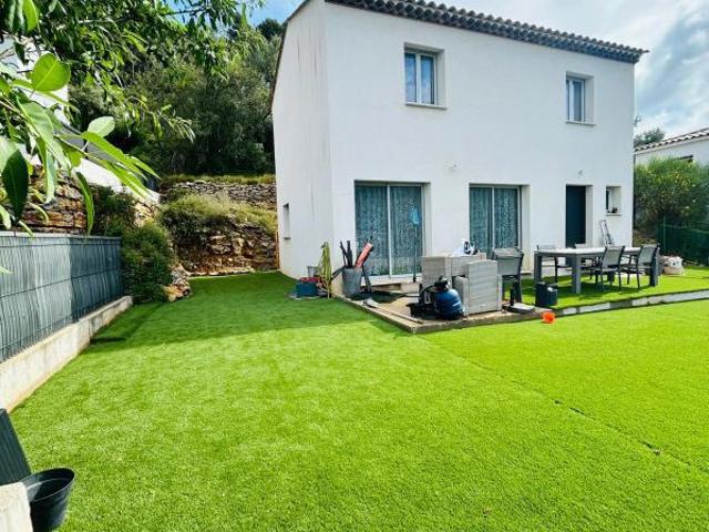Maison vente à Arrondissement de Toulon, Le Revest-les-eaux