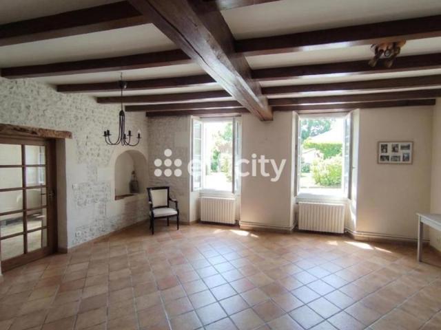Maison vente à Jonzac, Jarnac-champagne