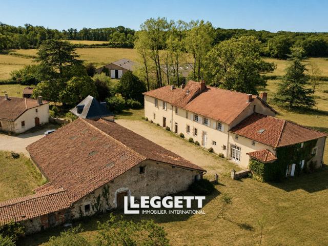 Maison vente à Confolens, Hiesse