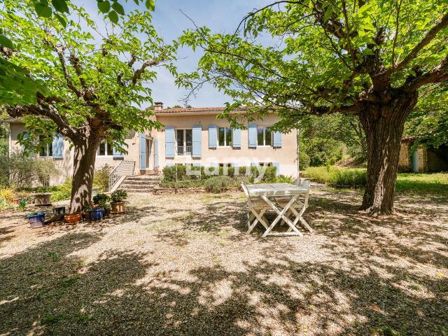Maison vente à Aix-en-Provence, Le Tholonet