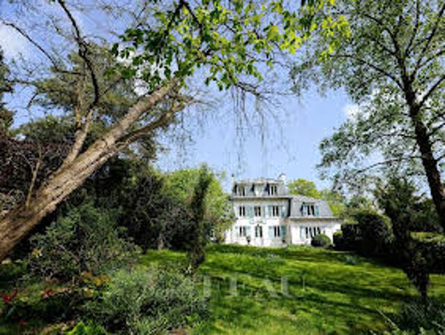 Maison vente à Saint-Germain-en-Laye, Louveciennes