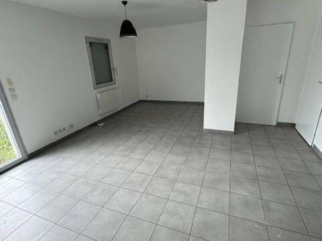 Maison location à Le Village, Chanas