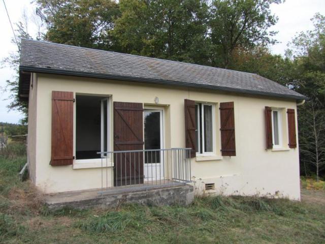Maison location à Ussel, Saint-rémy