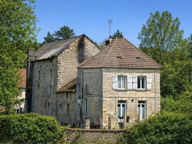 Maison vente à Senlis, Chantilly