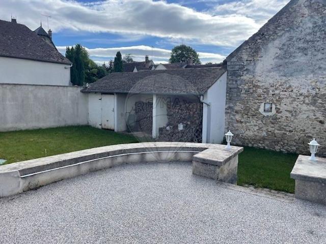 Maison vente à Fontainebleau, Flagy