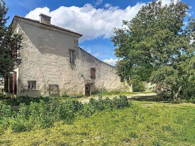 Maison vente à À la Couture, Rions
