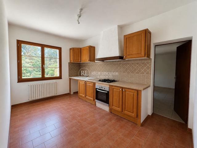 Maison location à Istres, Cornillon-confoux