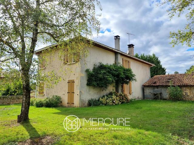 Maison vente à Confolens, Nanteuil-en-vallée