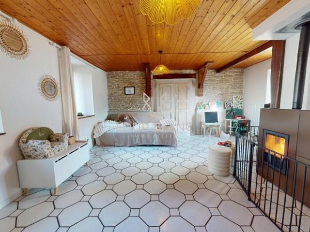 Maison vente à Montbéliard, Médière