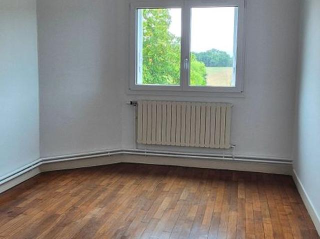 Maison location à Cherré, Cherré-Au