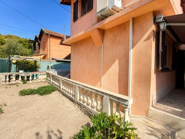 Maison vente à Nice, La Trinité