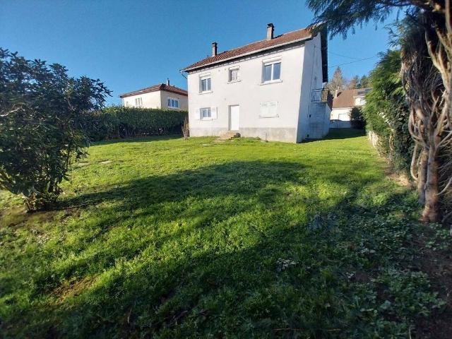 Maison location à Montplaisir, Saint-Yrieix-la-Perche
