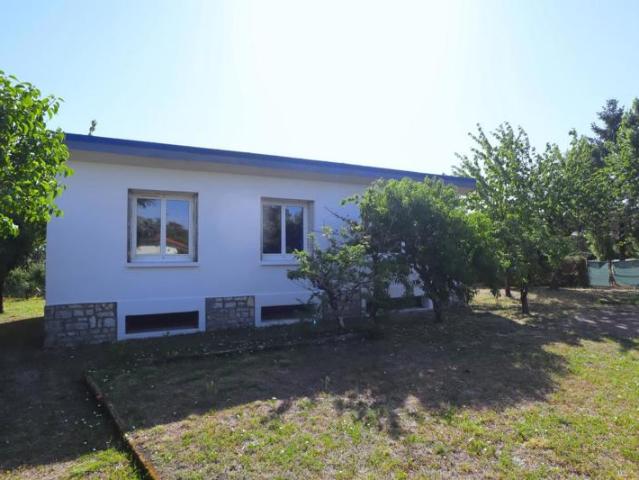 Maison vente à Confolens, Courcôme
