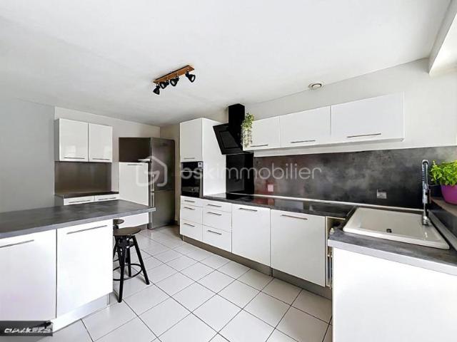 Maison vente à Beauvais, Esches