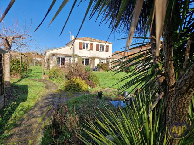 Maison vente à La Roche-sur-Yon, Cugand