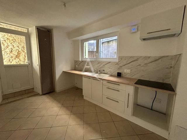 Maison location à Jonzac, Saint-genis-de-saintonge