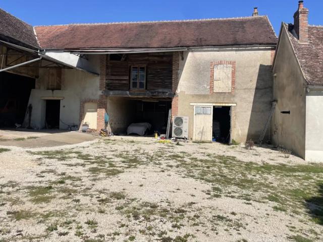 Maison vente à Auxerre, Mont-saint-sulpice