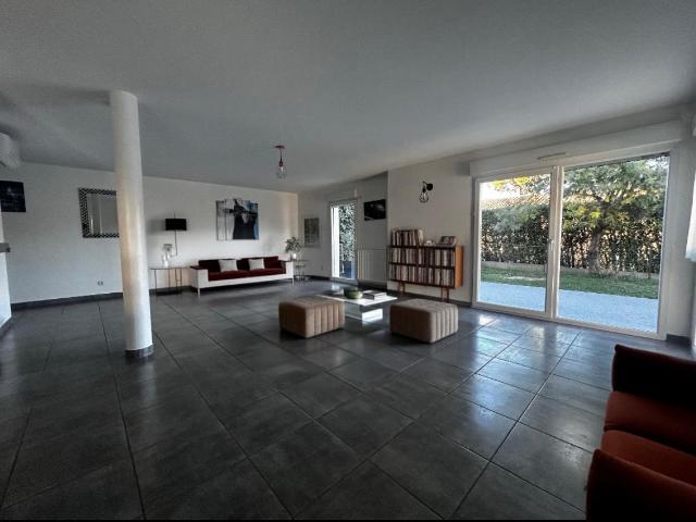 Maison vente à France métropolitaine, Pont-de-l'isère