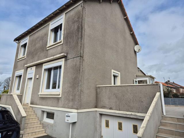 Maison vente à Cholet, Saint-pierre-montlimart