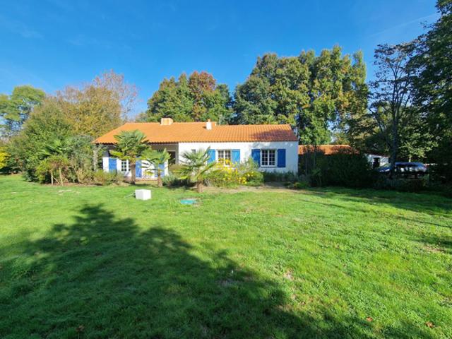 Maison vente à Les Sables-d'Olonne, Bois-de-céné